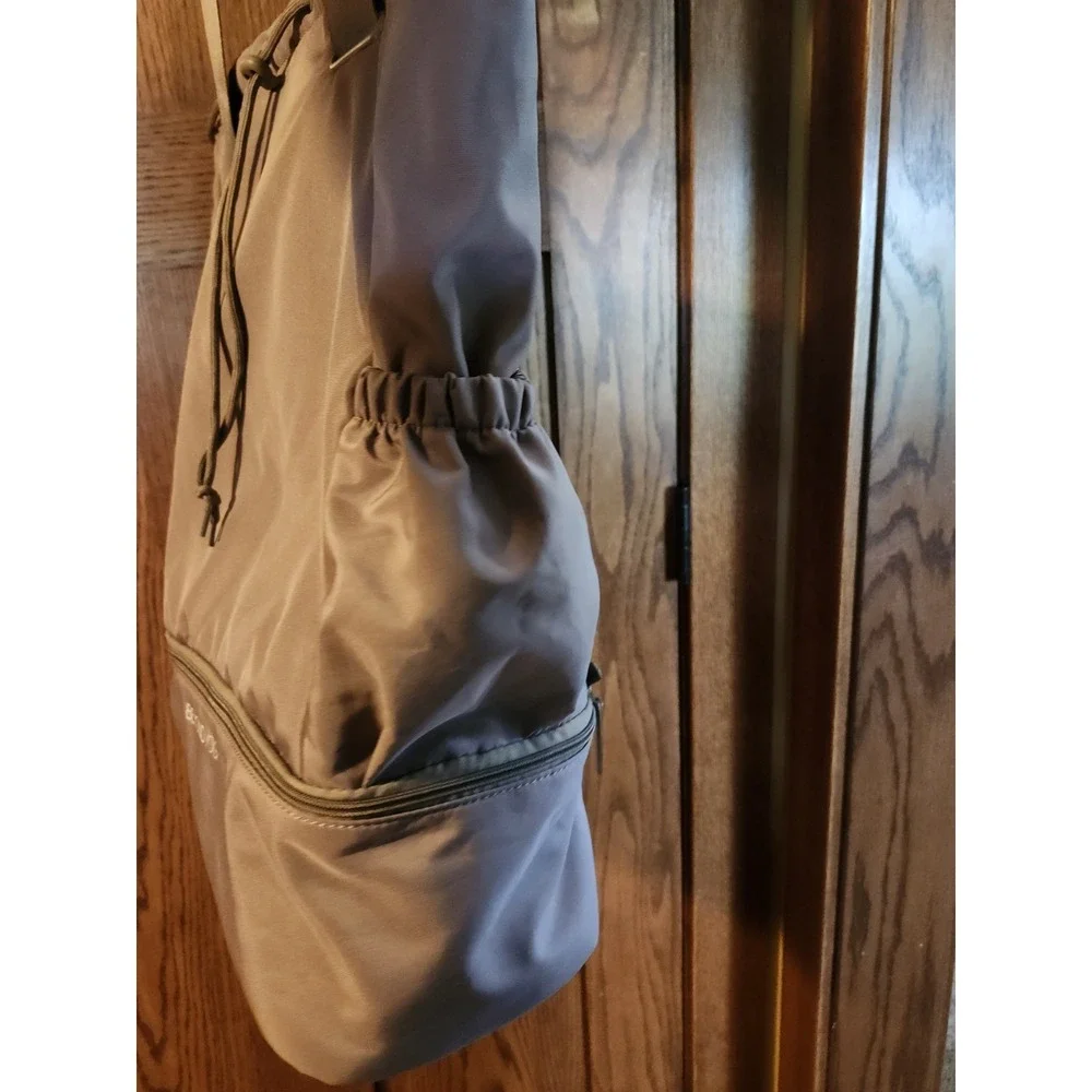 Beyond Yoga Convertible Gym Bag Backpack in Birch Color Taupe